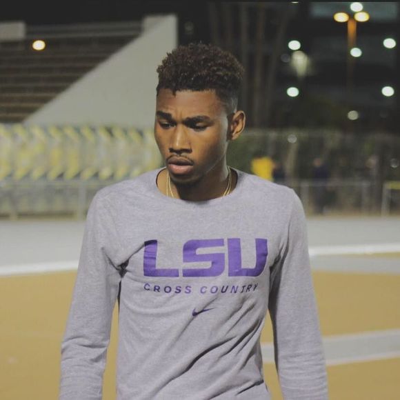 Meet your Posher, Cameron - Picture 1 of 1